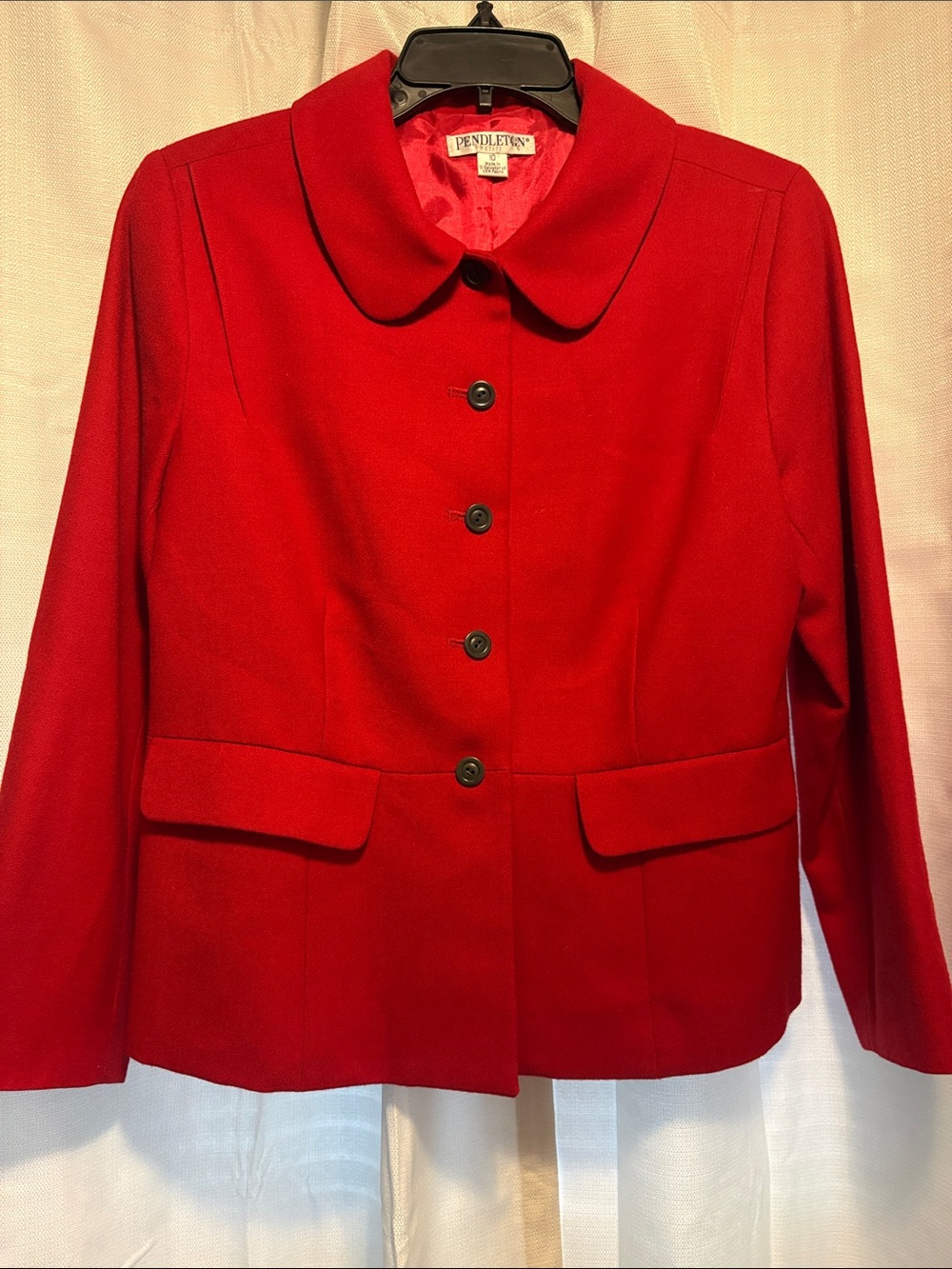 VINTAGE Pendleton Red Wool Button Jacket with Rounded Collar Size 10
